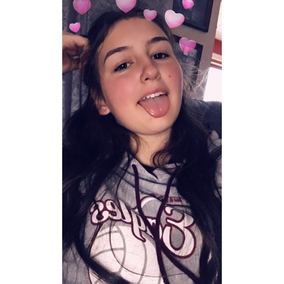 Meet your Posher, Maddie - Picture 3 of 5